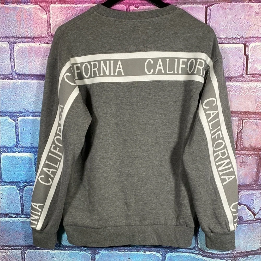 Reflex California Sweatshirt M Gray Crewneck Graphic Pullover Life Is Out There